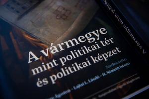 1_a_varmegye_mint_politikai_ter_es_politikai_keplet_2026-2