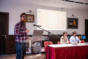 2_imaging_the_revolution_2025-2